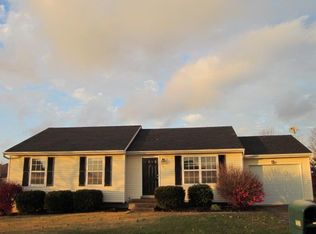 121 Ridgecrest Dr, Nicholasville, KY 40356