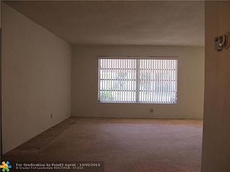 5th image of 4912 NW 48th Ave