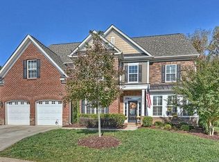 18306 Lippards Hunt Ct, Charlotte, NC 28277
