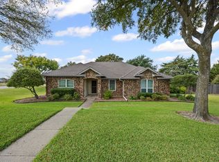 621 Prestonwood Trl, Desoto, TX 75115