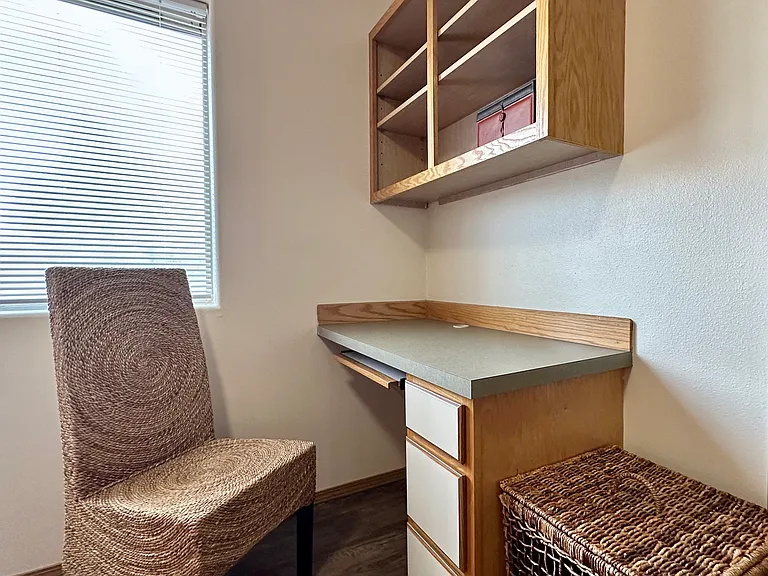 University Court Apartments — Photo 14