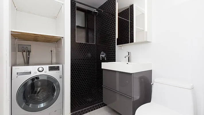 Rented by Nooklyn NYC LLC | media 37