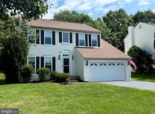 20534 Norwich Pl, Ashburn, VA 20147