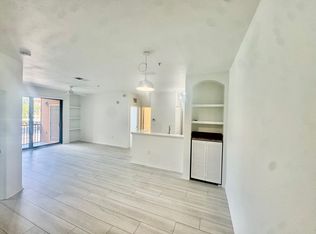 8357 38th Street Cir E UNIT 205, Sarasota, FL 34243