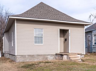 426 E 9th St, Ada, OK 74820