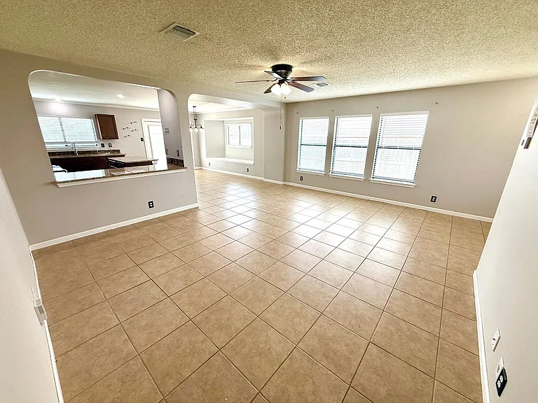 1530 Richland Hills Dr — Photo 5