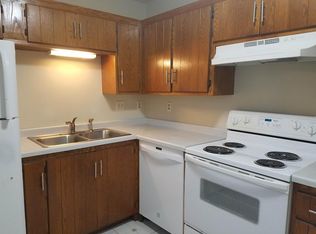 10565 45th Ave N APT 2, Minneapolis, MN 55442