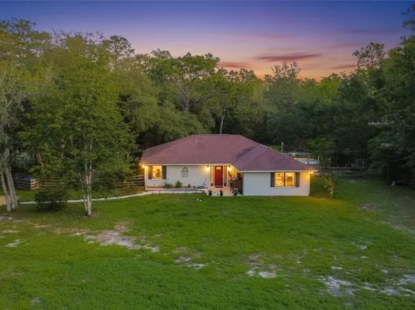 2925 W Birds Nest Dr, Beverly Hills, FL 34465