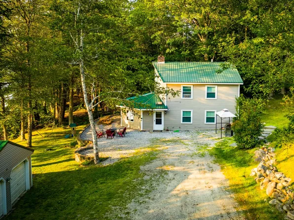 22 Edgewater Ln, Bucksport, ME 04416