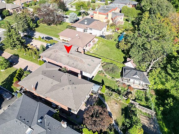 5th image of 397 Maple Leaf Dr