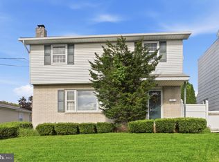 3227 N Hobson St, Whitehall, PA 18052