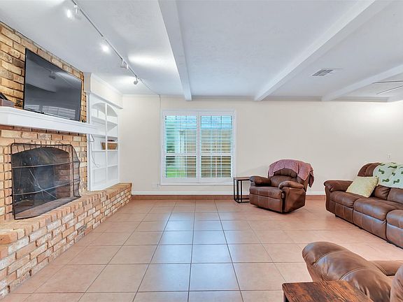 5th image of 9107 Mauna Loa Ln