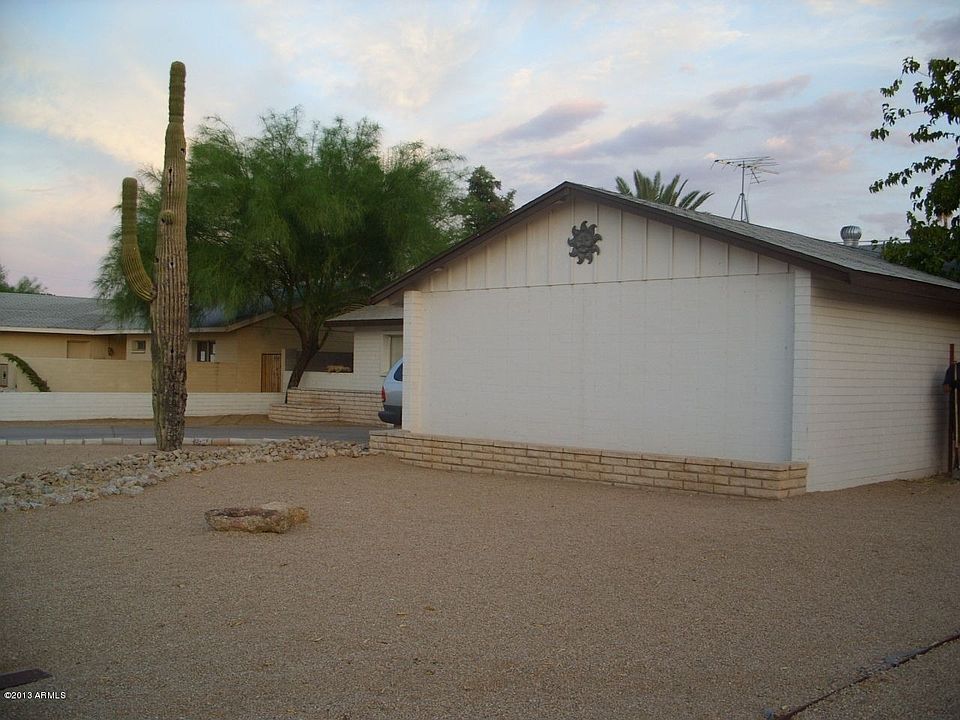 1st image of 3241 E Delcoa Dr