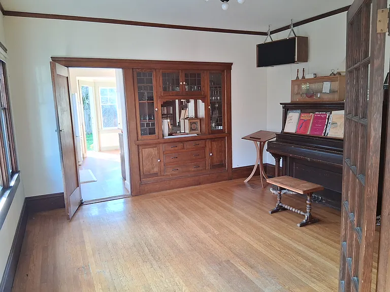 920 Ensenada Ave — Photo 8