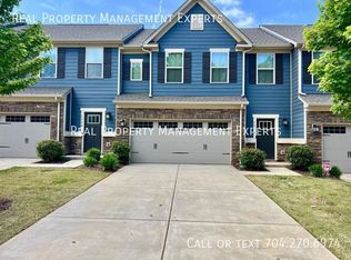 135 Beacon Dr #C, Mooresville, NC 28117