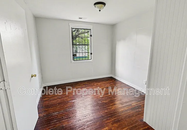 6025 Ivy St — Photo 14