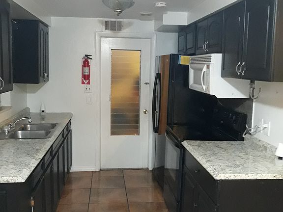 5th image of 3331 Blayton St