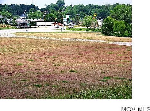 2nd image of 5113 Staunton Tpke