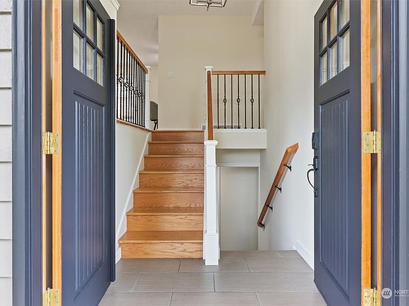 5th image of 612 153rd Avenue NE