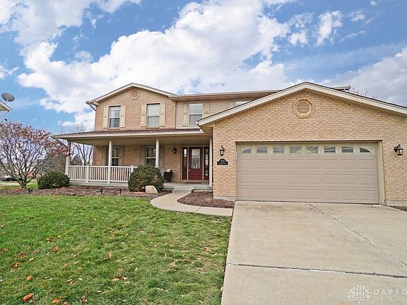 2nd image of 6723 Grimsby Ln
