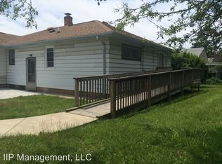 23653 Hillcroft Dr, Warrensville Heights, OH 44128
