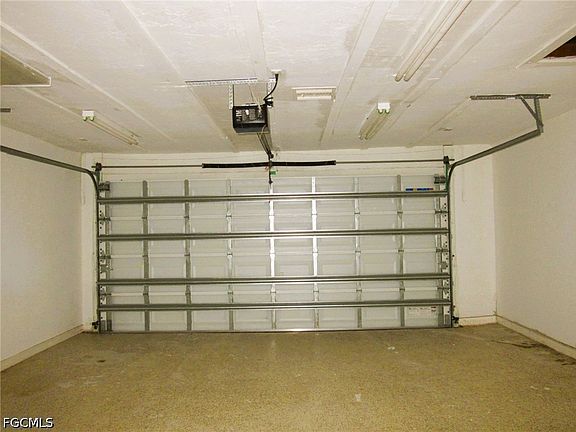 5th image of 3784 Coquina Dr