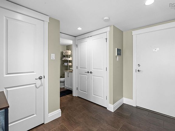 3rd image of 45 Vimy Ave #323