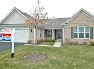 591 Cardinal Cove Ct, Elgin, IL 60124