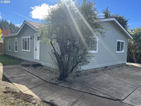 5943 Jessica Ln, Springfield, OR 97478