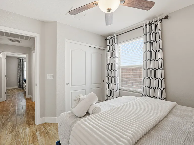 4665 E Longhorn St — Photo 21