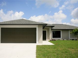 8445 Coral Dr, Fort Myers, FL 33967