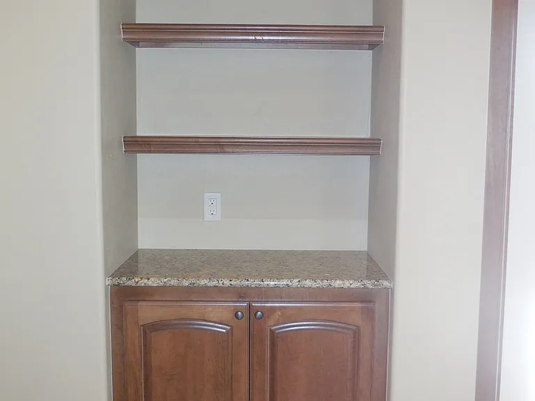 3320 Enclave Ln — Photo 8