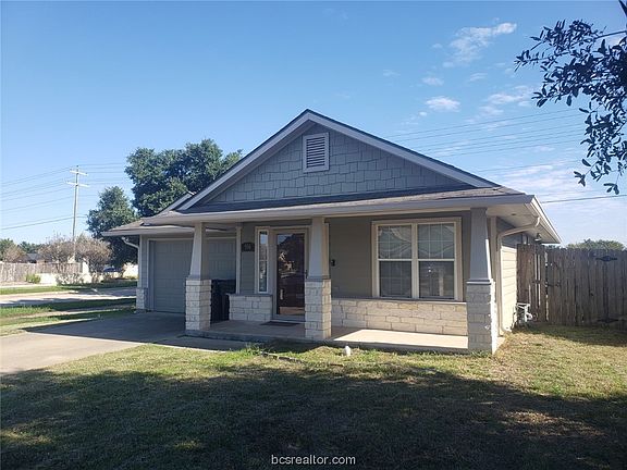 2nd image of 916 Trellis Gate Ct
