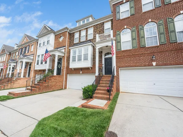 2506 Blooming St, Raleigh, NC 27612