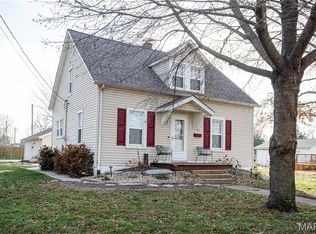 1314 Lindenthal Ave, Highland, IL 62249