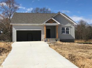 529 N Point Cir #6, Hartwell, GA 30643