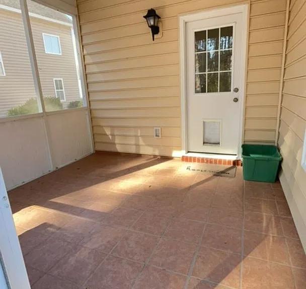 132 Avonshire Dr — Photo 14