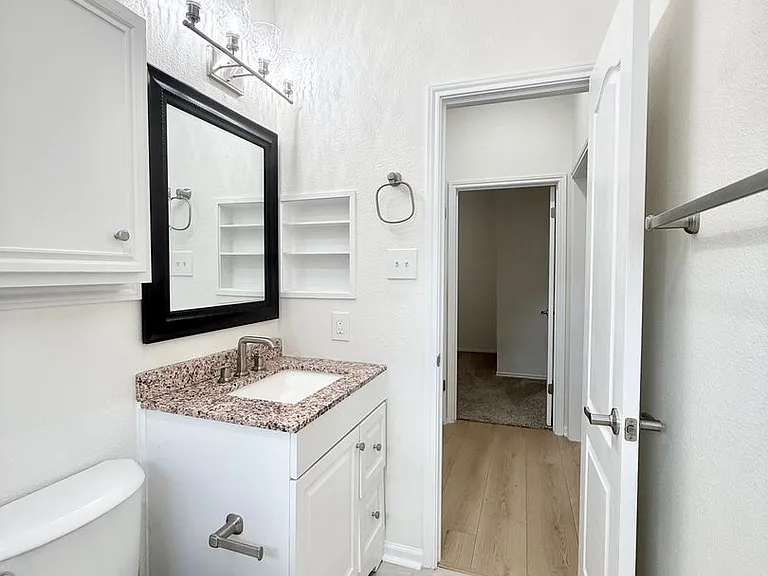 236 Almond Dr — Photo 28