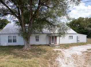3818 S 28th Road #B, Dunnegan, MO 65640