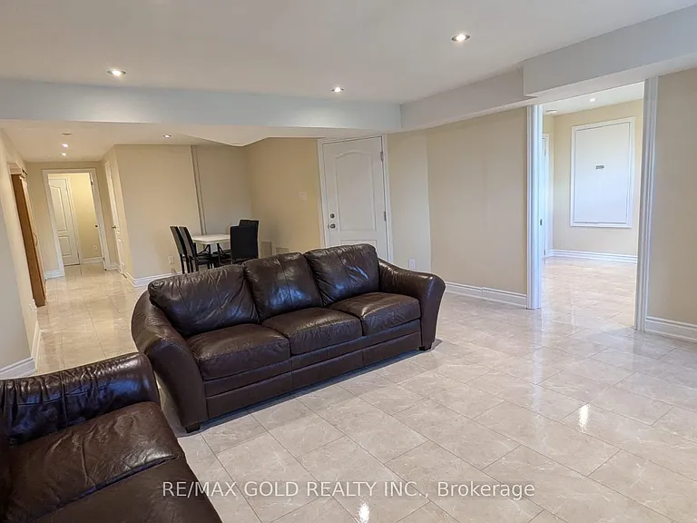 20 Hiking Ct #BASEMENT — Photo 8