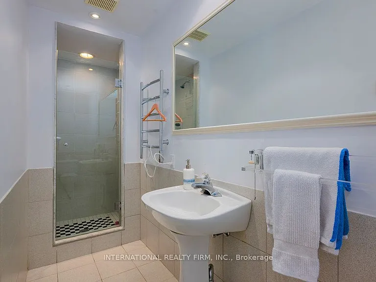 122 Willingdon Rd — Photo 38