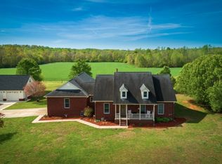 1061 Mulberry Rd, Hazel Green, AL 35750