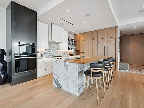 4th image of 255 Hennepin Ave #3107