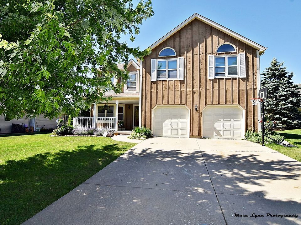 1st image of 13 Saddlewood Ct