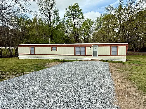 5664 Fairground Rd Photo 1