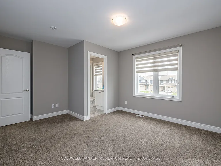 18 Corbin St #4 — Photo 17