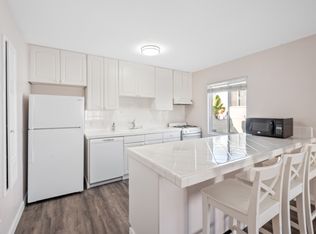 725 Chalcedony St, San Diego, CA 92109