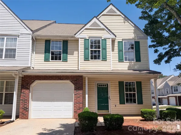 9606 Jack Russell Ct, Charlotte, NC 28269