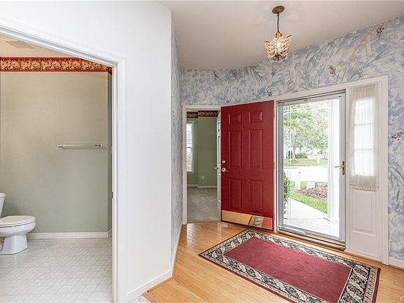 4th image of 8343 Golden Oak Ln