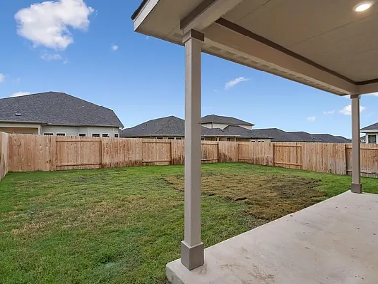 528 Loriner Way — Photo 30